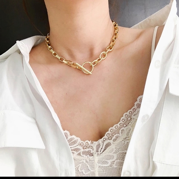 Silver Toggle Necklace - Picture 2 of 2